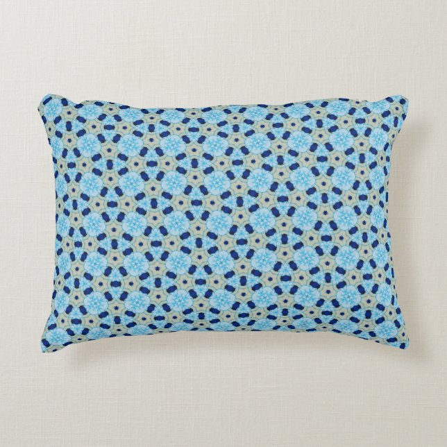 Blue Petal Harmony Accent Pillow Prydnadskudde (Framsidan)