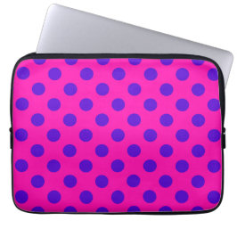 Blue polka dots on fuchsia laptop sleeve