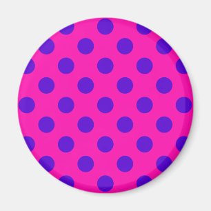 Blue polka dots on fuchsia magnet