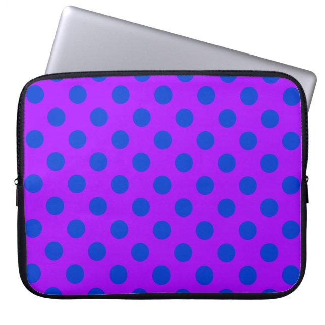 Blue polka dots på lila laptop fodral (Framsidan)