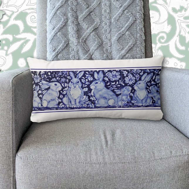 Blue Rabbit Woodland Bird Bunny Delft Dedham Lumbarkudde (Skapare uppladdad)