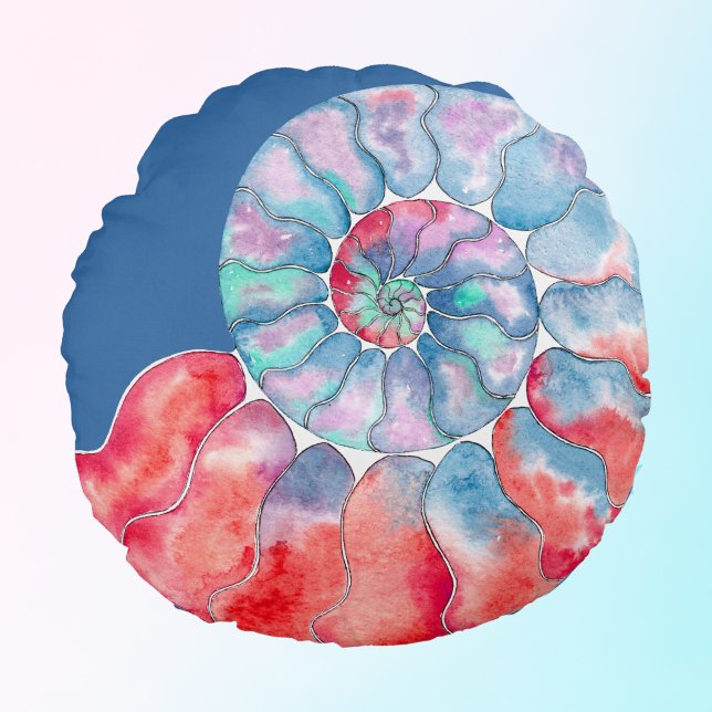 Blue Red Grått Nautilus on Dusty Blue Rund Kudde (Skapare uppladdad)