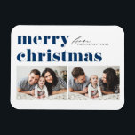 Blue Retro Typography God jul Two Photo Magnet<br><div class="desc">Fira helgdag med anpassadets fotojulmagnet! Med den här magneten får du perfekt att fånga dina favoritfeststunder och du kan skapa en unik keepé som visar familjens glädje och kärlek under julhelgen. Den har återformig fet typografi. Anpassa genom att lägga till information. Anpassadets magnet ger en tankfull och personlig gåva till...</div>