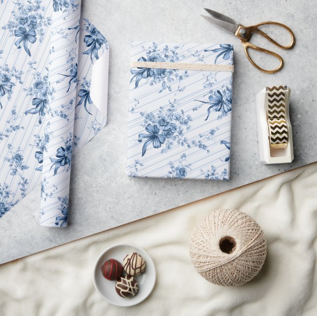 Blue Ribbons and Bows Toile Coquette Pattern  Presentpapper (Hantverk)