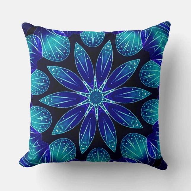 Blue & Teal Petals Mandala Kudde (Framsida)