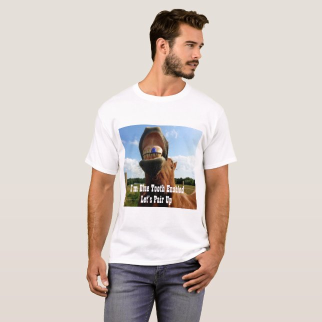 Blue Tooth Enabled Horse Tee Shirt (Hel framsida)