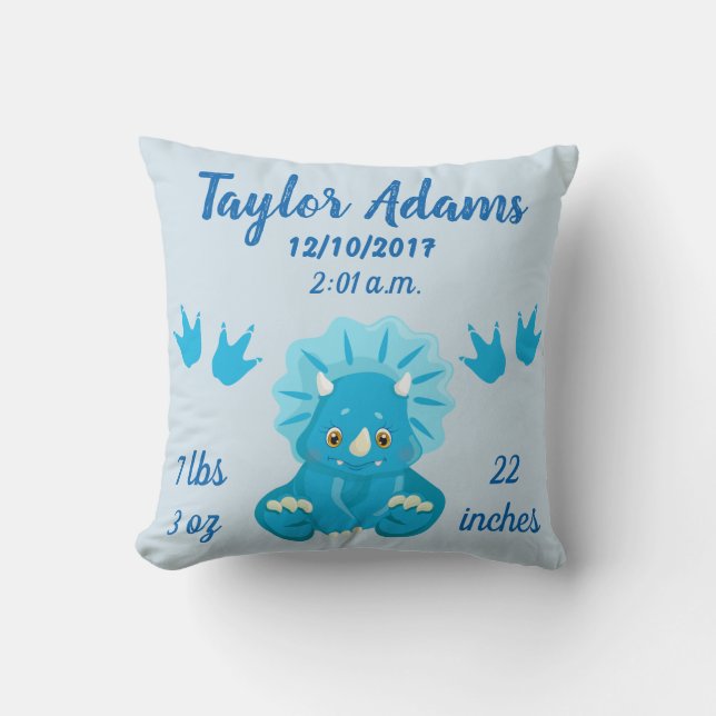 Blue Triceratops Dinosaur Birth Stats Nursery Kudde (Framsida)