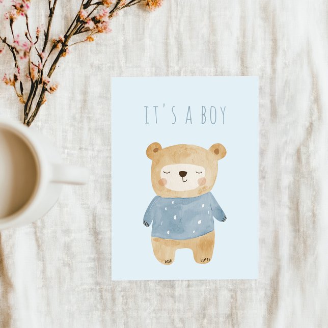 Blue Watercolor söt nalle Baby Shower Inbjudningar (Cute sleepy teddy bear in blue "It's a boy" announcement card.)