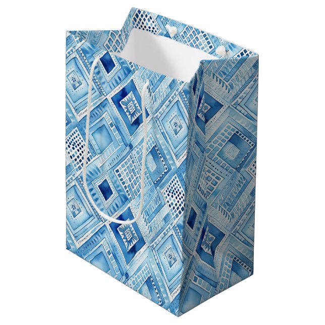 Blue White Batik Square Jewel (Framsidan Vinklad)