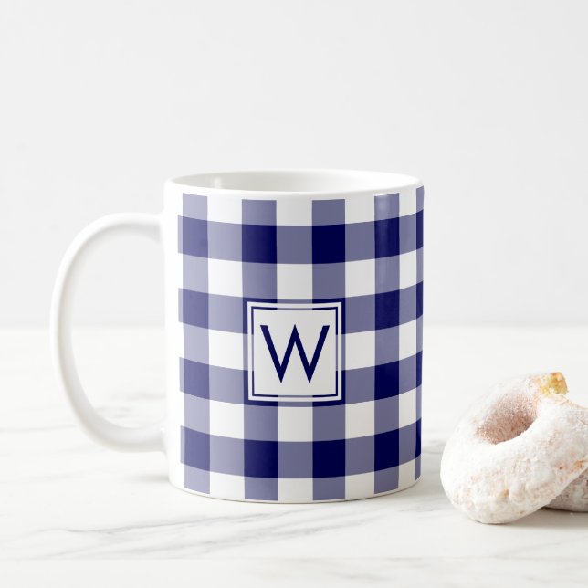 Blue White Gingham Play Mönster med Monogram Kaffemugg (Med munk)