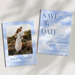Blue White Gnistra Clouds Dreamy Elegant bröllop Spara Datumet<br><div class="desc">Det här är en blå vit Gnistra-moln Dreamy Elegant bröllop Spara datuminbjudan!</div>