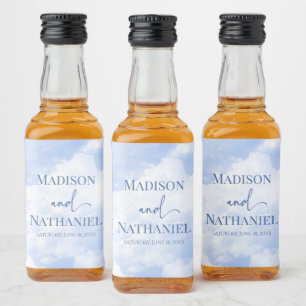 Blue White Gnistra Clouds Dreamy Elegant bröllop Spritflaskor Etikett