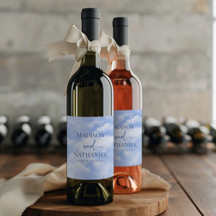 Blue White Gnistra Clouds Dreamy Elegant bröllop Vinflaska Etikett