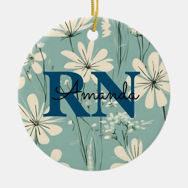 Blue White Modern Daisy Personlig Namn RN Nurse Julgransprydnad Keramik (Framsidan)