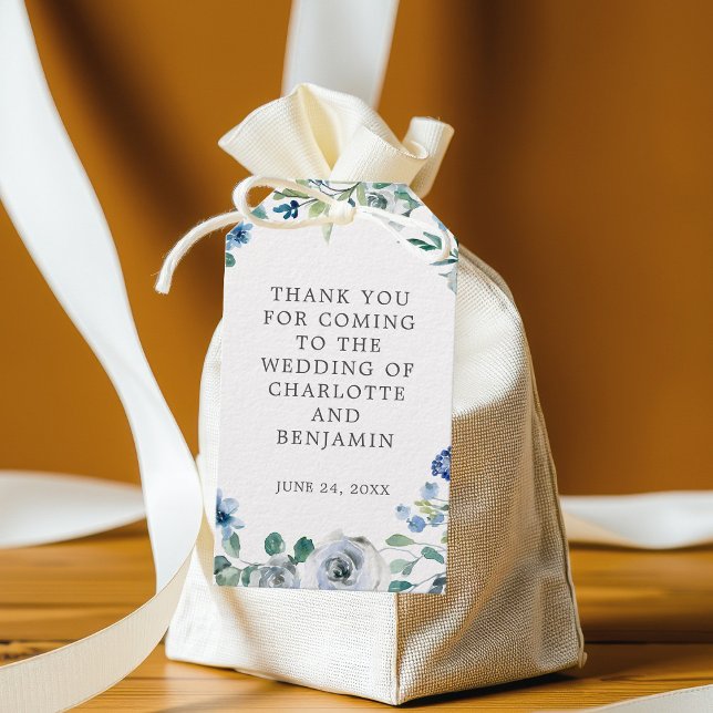 Blue White Peony Blommigt Anpassningsbar Vår bröll Presentetikett (Skapare uppladdad)