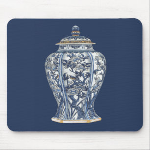 Blue & White Porcelain Vas efter Vision Studio Musmatta