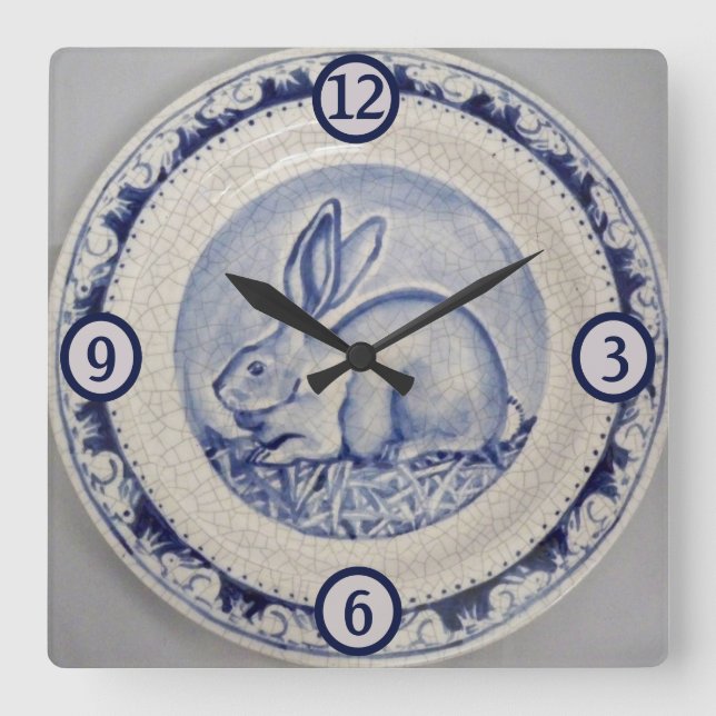 Blue & White Rabbit Bunny Pottery China Dedham Art Fyrkantig Klocka (Framsida)