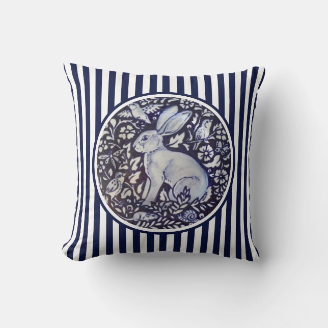 Blue & White Rabbit Bunny Rand Dedham Blommigt Kudde (Framsida)