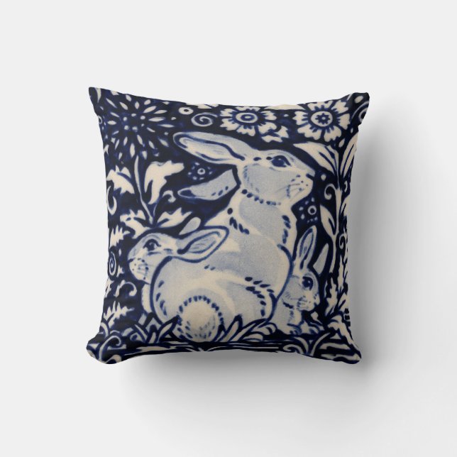 Blue White Rabbit Family Hare Bunny Chinoiserie Kudde (Framsida)