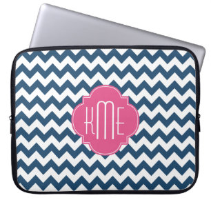 Blue White Rosa Chevron Quatrefoil Monogram Laptop Fodral
