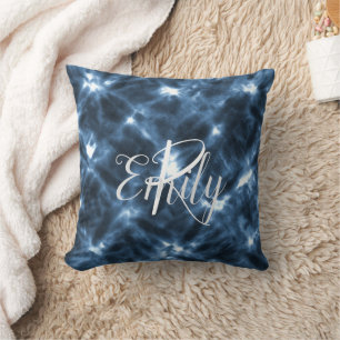 Blue & White Shibori Tie Dye Monogram Namn Kudde