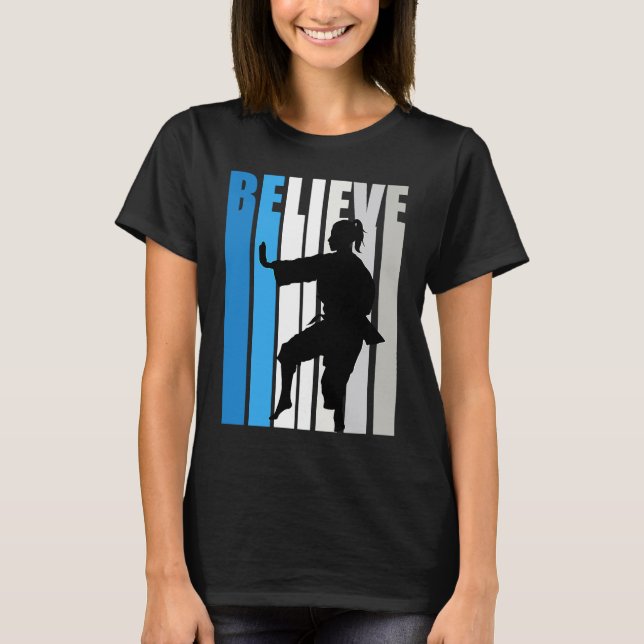 Blue Womens Believe Karate Motivational Retro Grap T Shirt (Framsida)