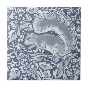 Blue Woodland Squirrel Forest Animal Blommigt Kakelplatta