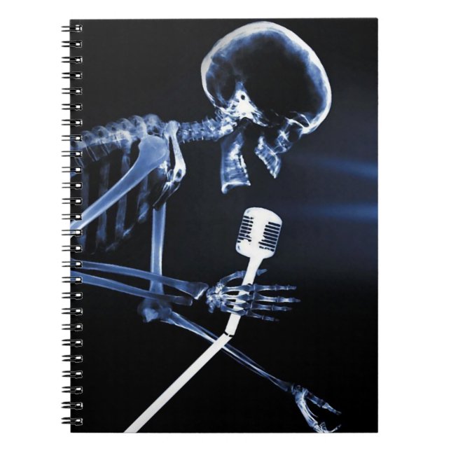 Blue X-Ray Vision Skeleton Singing on Mic Anteckningsbok (Framsidan)