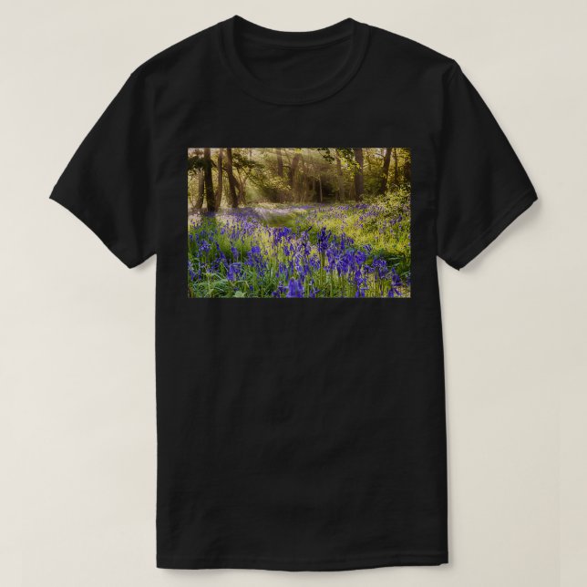 Bluebells woodland path with glowing sunrise light t shirt (Design framsida)