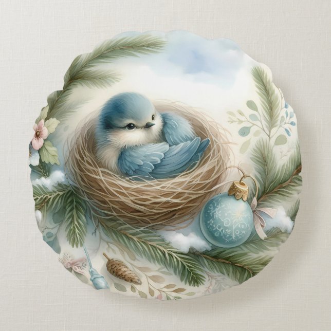 Bluebird Nest with Ornaments in Winter Pines Rund Kudde (Framsidan)