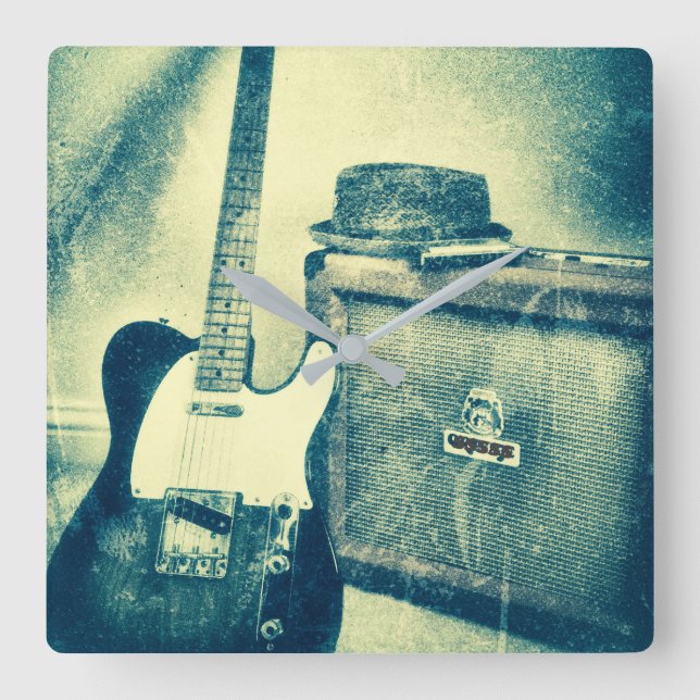 bluesmanen för gitarrampere-harmonicaen tar tid på fyrkantig klocka (Framsida)