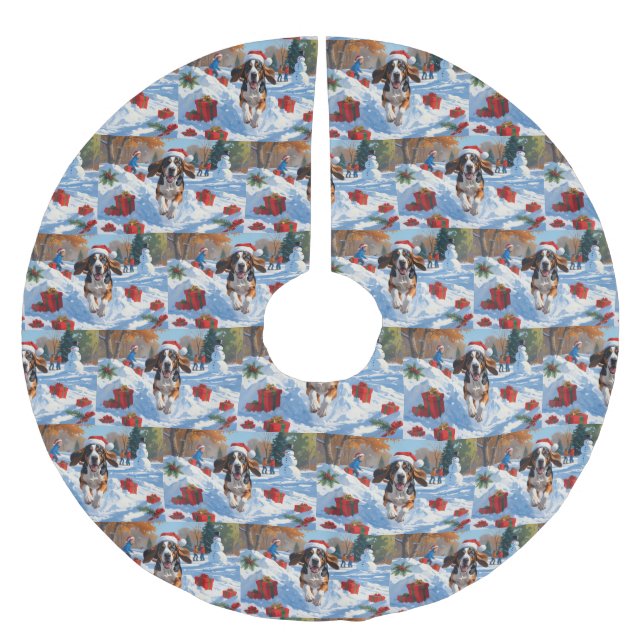 Bluetick Coonhound som går i Snö med jul Julgransmatta Borstad Polyester (Framsidan)