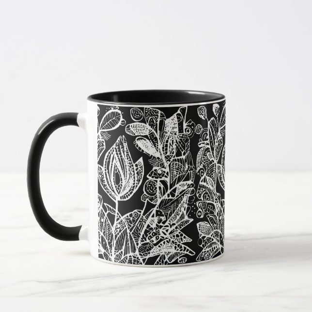 Blumen aus Spitze auf schwarzem Hintergrund Mugg (Vänster)