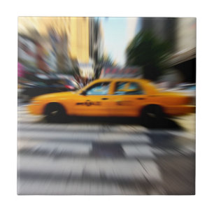 Blur för NYC-gulttaxi Kakelplatta