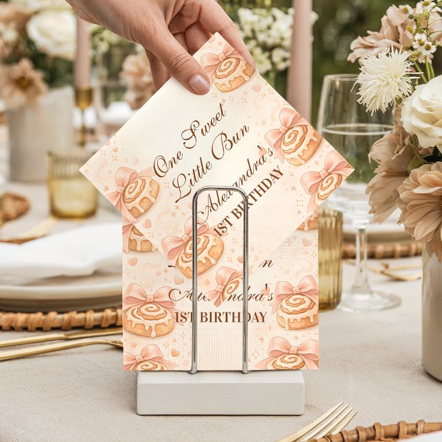 Blush Cinnamon Bow Little Bun 1st Birthday Pappersservett (Skapare uppladdad)