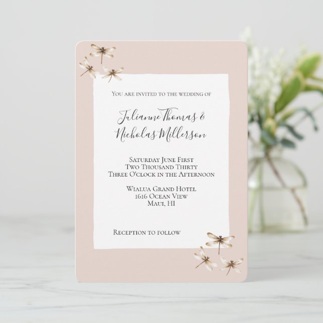 Blush Mocha Cream Dragonflies Wedding  Inbjudningar (Stående Fram)