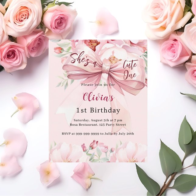 Blush pink bow cute one 1st birthday invitation (Skapare uppladdad)