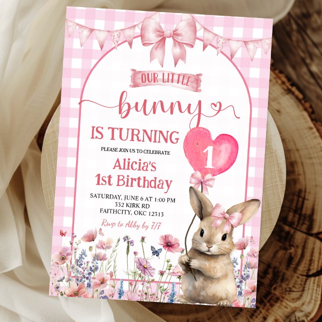 Blush Pink Coquette Little Bunny Floral Birthday Inbjudningar (Skapare uppladdad)