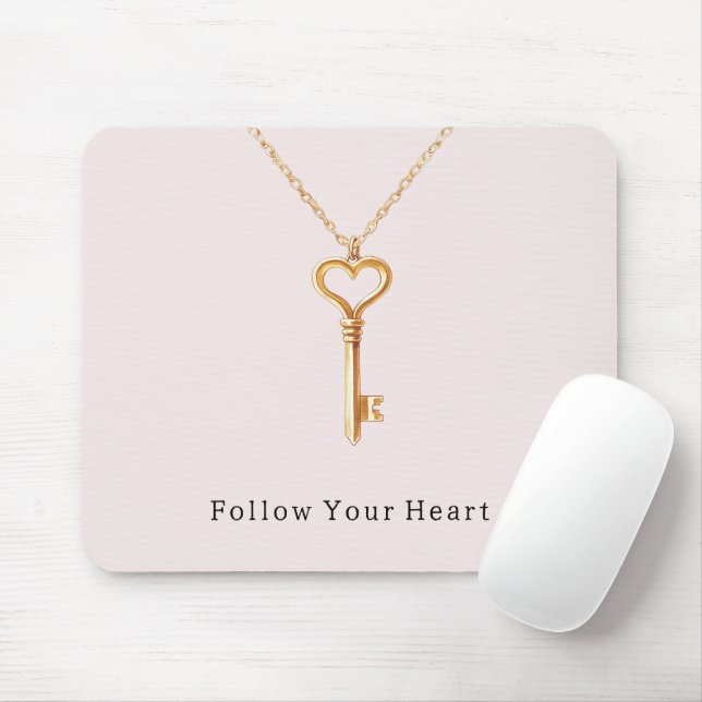 Blush Pink Gold Heart Chain  Musmatta (Med mus)