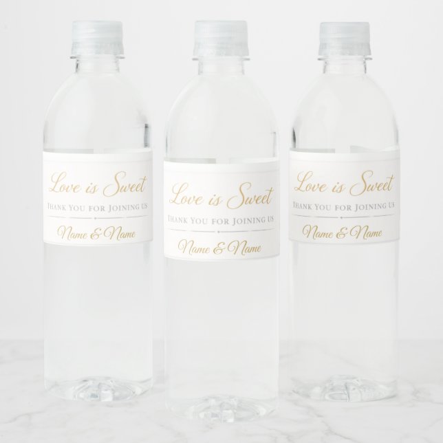 Blush Pink & Gold Wedding Water Bottle Label –🤍   Vattenflaskor Etikett (Flaskor)