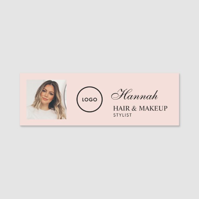 Blush Pink Script Logo Photo Hair Makeup Namnbricka (Framsida)
