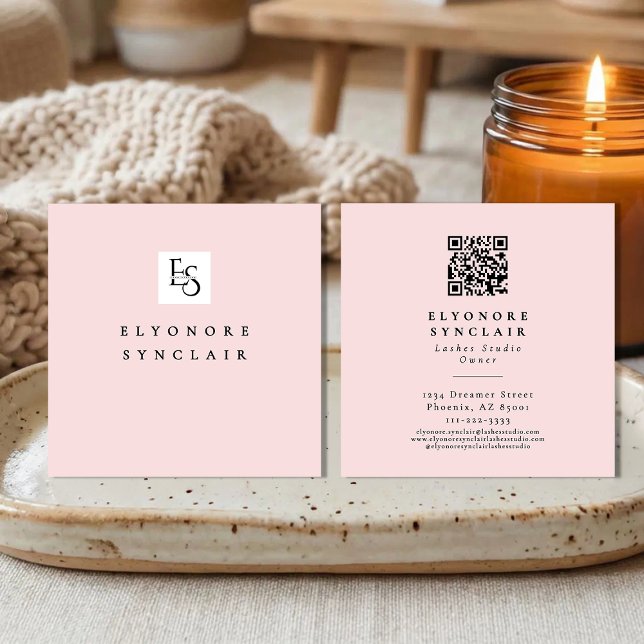 Blush Pink Script Logo QR Code Lashes Fyrkantigt Visitkort (Skapare uppladdad)