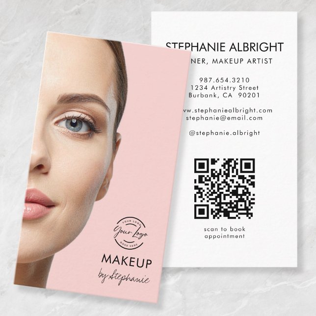 Blush Pink Script Logo QR Code Photo Makeup Visitkort (Skapare uppladdad)