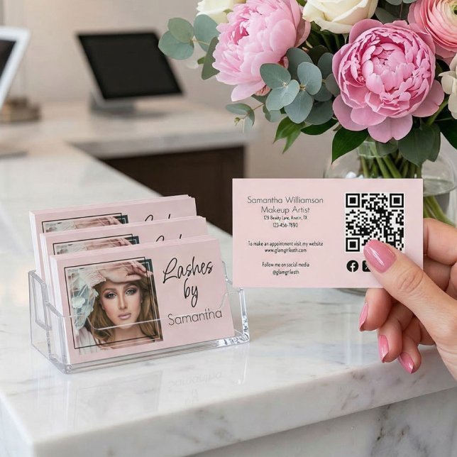Blush Pink Script Social Icon QR Code Photo Lashes Visitkort (Skapare uppladdad)