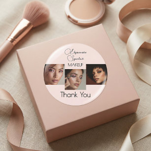 Blush Rosa Skriptlogotyp Foto Makeup Tack Klass Runt Klistermärke