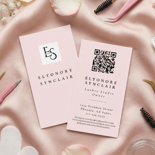 Blush Rosa Skriptlogotyp QR-kod Wimper  Visitkort (Skapare uppladdad)