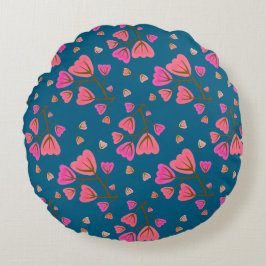 Blushing Petals Round Accent Pillow Rund Kudde