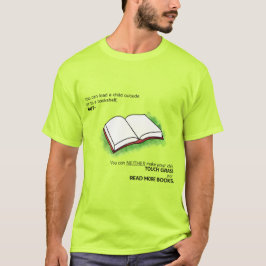 Bly ett barn utanför eller till en Bookshelf Unise T Shirt