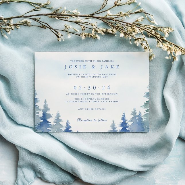 Blyinbjudan till bröllopsinbjudan för söt blå vint inbjudningar (Pretty winter pine trees wedding invitation.)