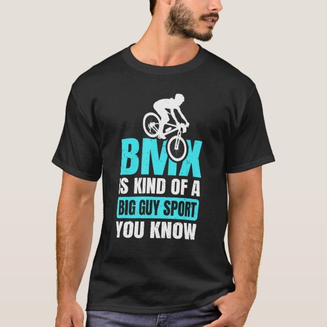Bmx Bike Rims Pub, en stor Guy-sport du känner T Shirt (Framsida)